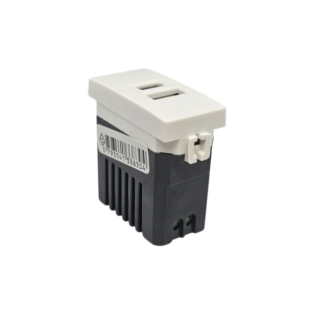 Presa Doppia USB-A + USB-C 5V 2.4A Compatibile Matix - Tot Electric